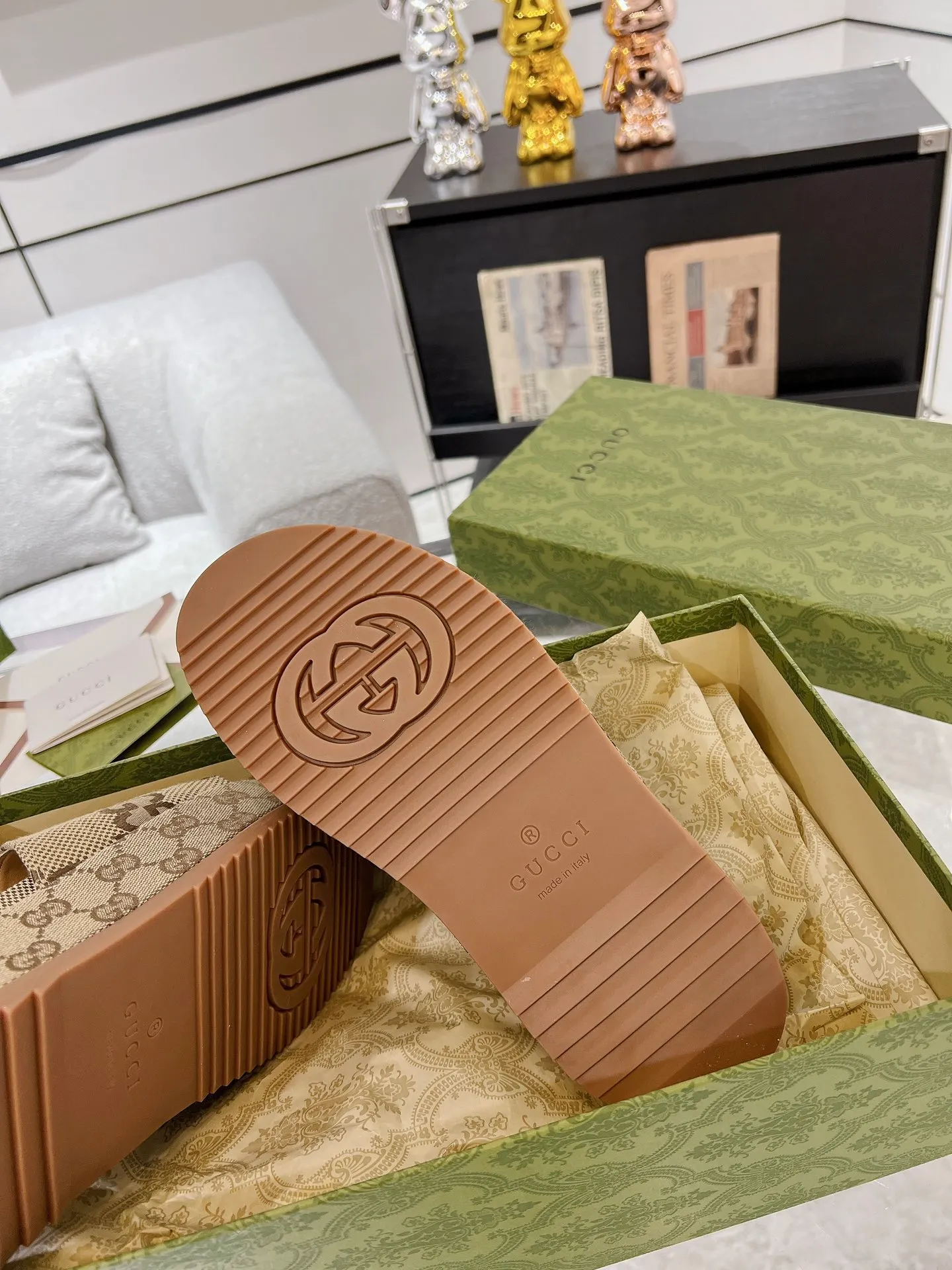 👟👟Ex-factory price 360👟👟Gucci Thick-soled Classic Big GG Embroidered Canvas Slippers, Leg Lifting and Heightening Artifact y👟👟Ex-factory price is restored one to one, all details, materials, and comfort are all the same as the original version, and the reproduction level is 98%. Number of yards: 35-40